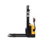 Contenedores Ejido SL Apilatore Elettrico 1000 kg Elevazione 3000 mm Giallo - immagine 2