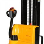 Contenedores Ejido SL Apilatore Elettrico 1000 kg Elevazione 3000 mm Giallo - immagine 4