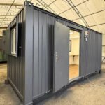 Cabina Personalizzata 4,8 × 2,4 m Struttura Acciaio Antivandalo - immagine 4