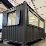Cabina Personalizzata 4,8 × 2,4 m Struttura Acciaio Antivandalo - immagine 7